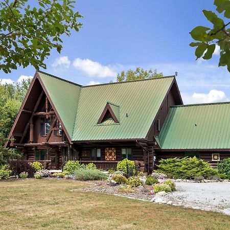 The Lodge At Lakeshore Belle River 외부 사진