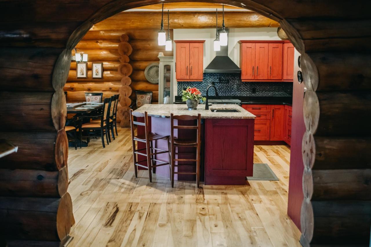The Lodge At Lakeshore Belle River 외부 사진